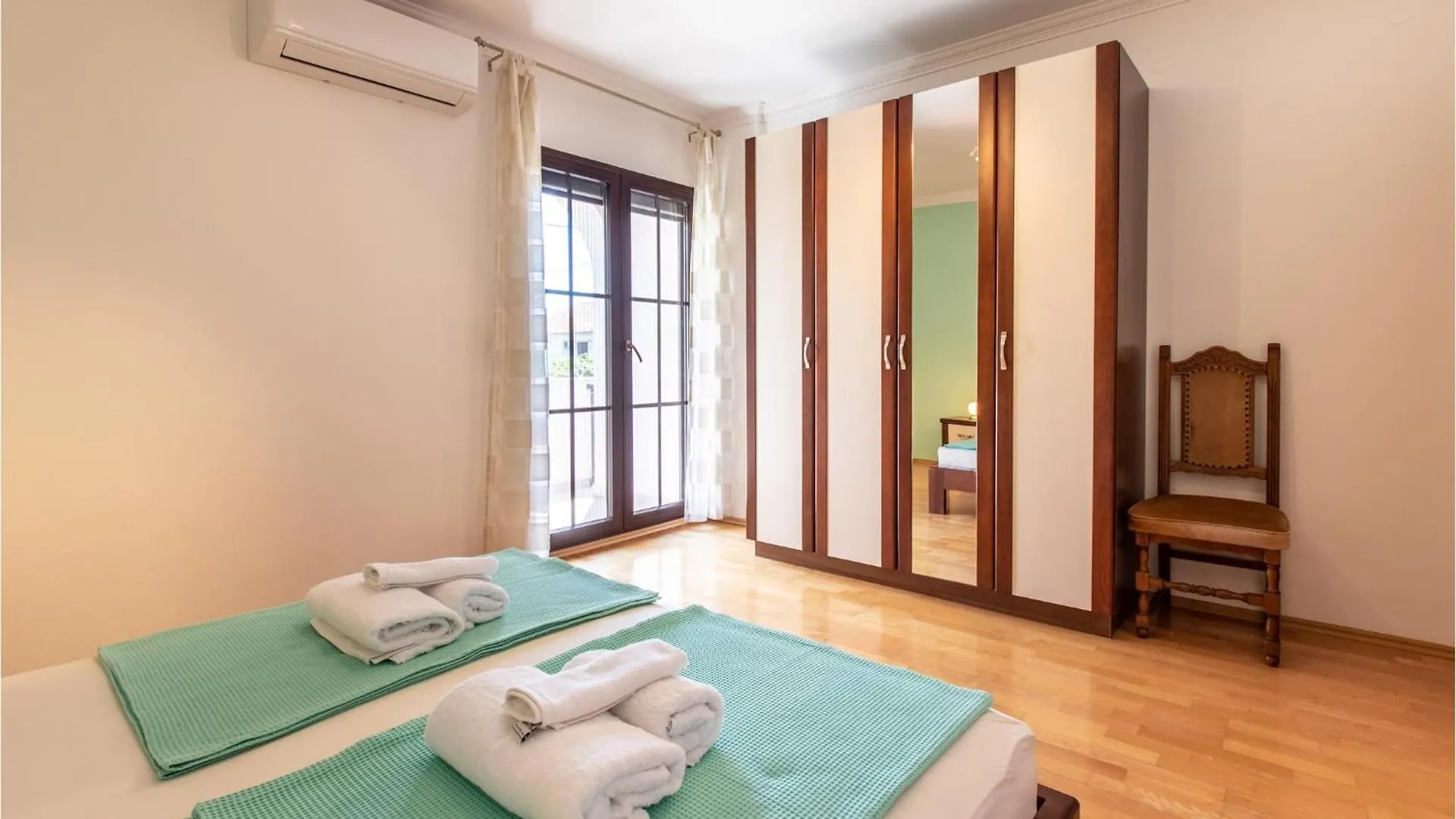 Gorgeous Home In Zadar With Heated Swimming Pool